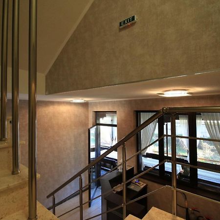 Къща За Гости Тони Slatograd Exterior foto